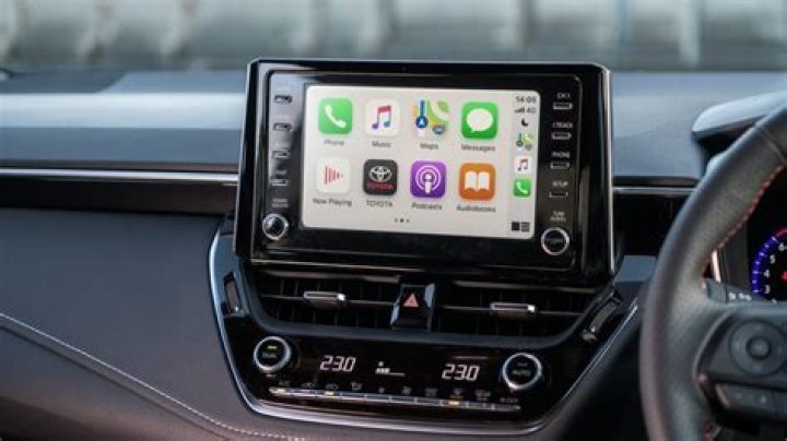 Does Toyota Corolla have Apple CarPlay?