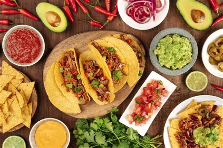 What are cochinita pibil tacos?
